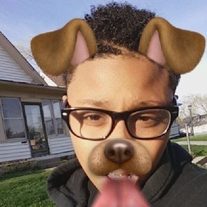 Meet your Posher, Derrick